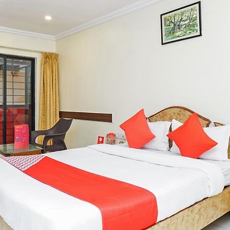 Hotel Rajdeep Poona Buitenkant foto