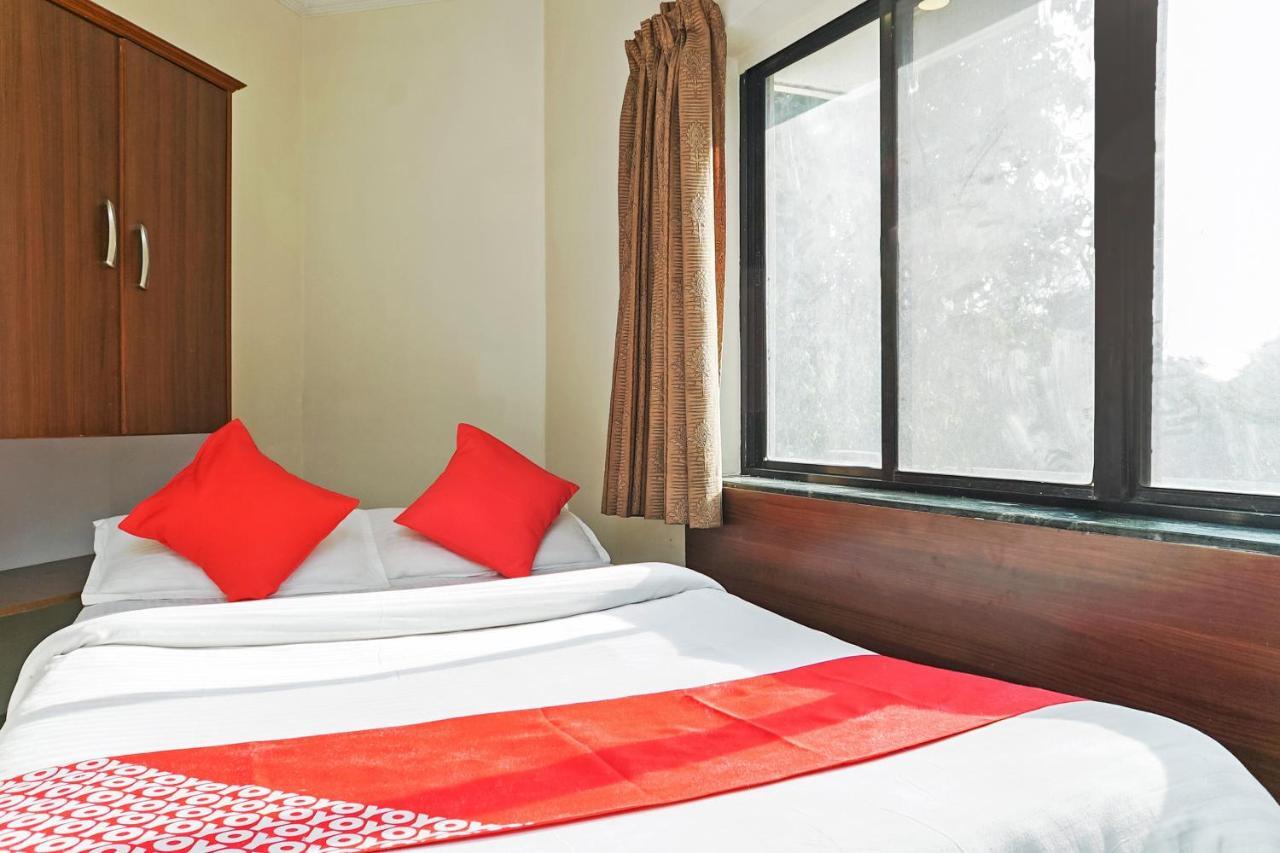 Hotel Rajdeep Poona Buitenkant foto