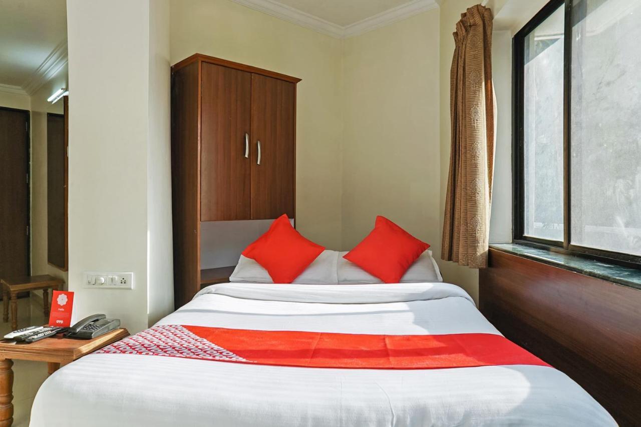 Hotel Rajdeep Poona Buitenkant foto