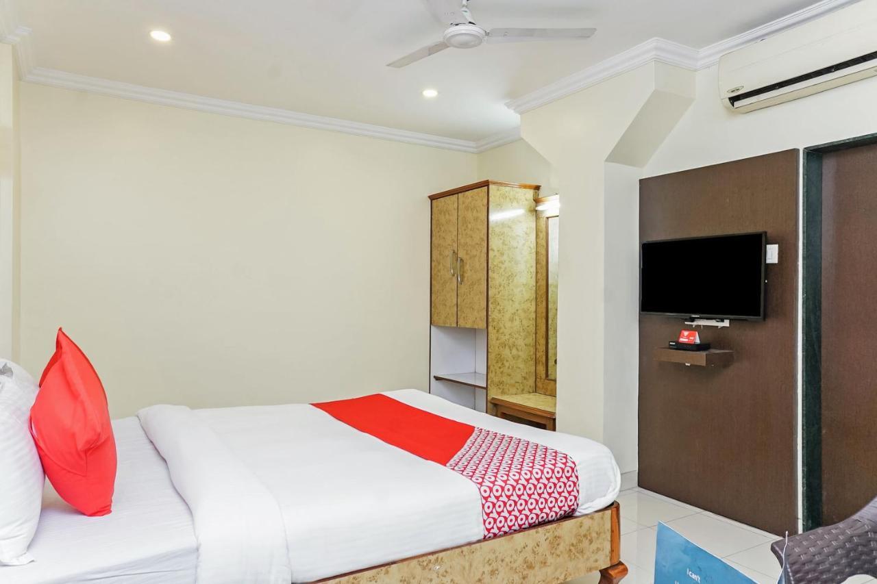Hotel Rajdeep Poona Buitenkant foto
