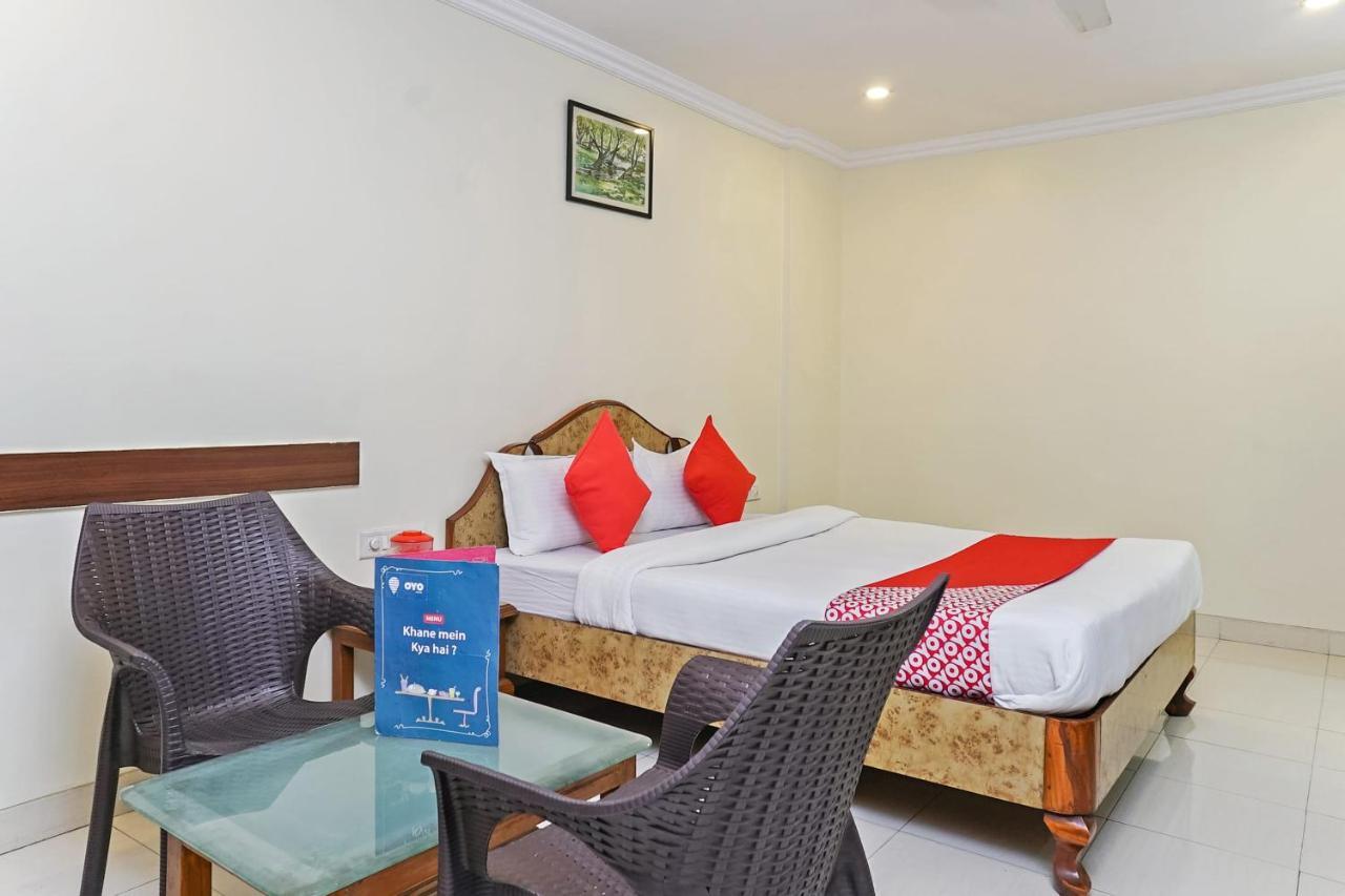 Hotel Rajdeep Poona Buitenkant foto